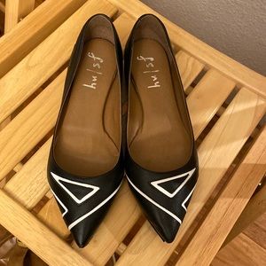 Black & White Pointy Toe Flats by Fs/Ny- French Sole. New Condition!